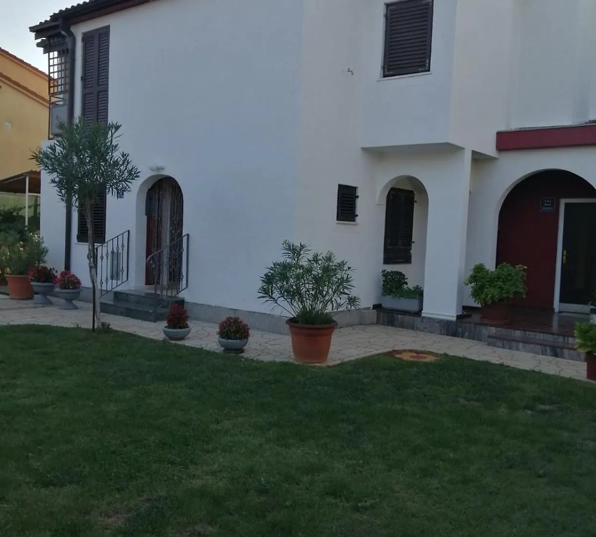 Apartments Lara Fažana