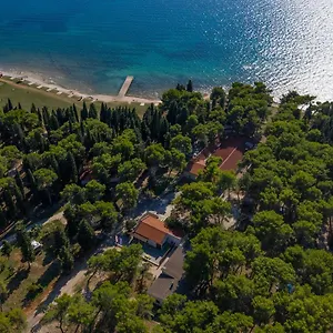 Ferienpark Mobile Homes Camp Pineta - Adriatic Kampovi